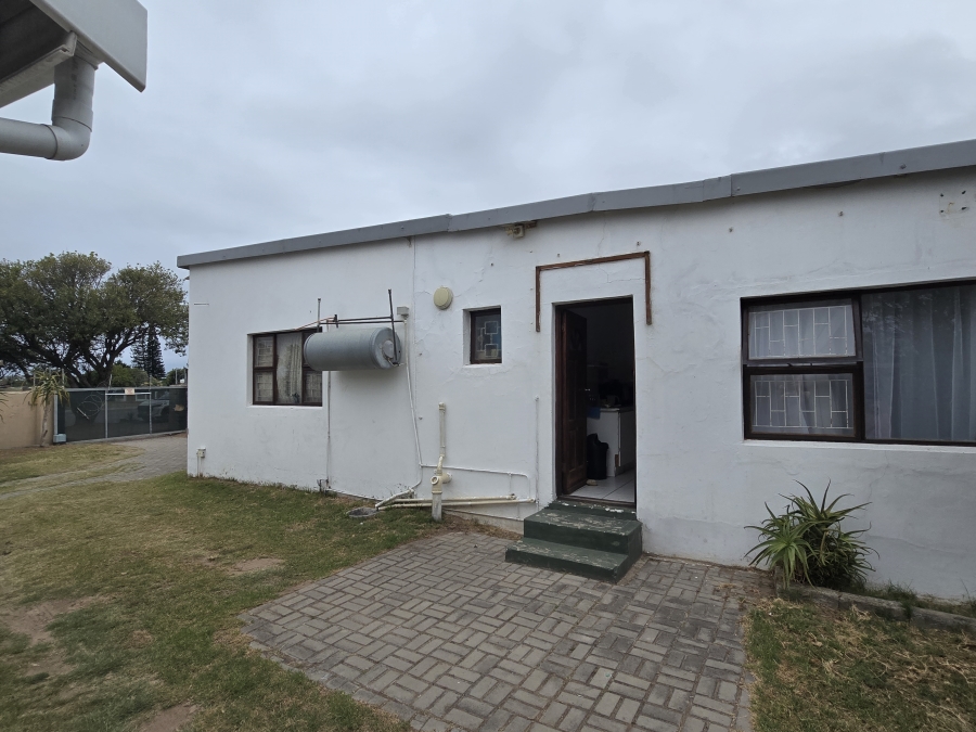 10 Bedroom Property for Sale in West Bank Eastern Cape